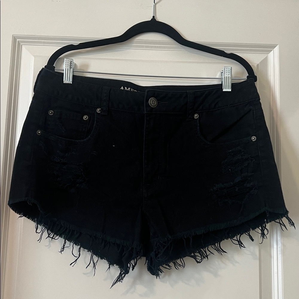AMERICAN EAGLE Black Distressed Denim Shorts